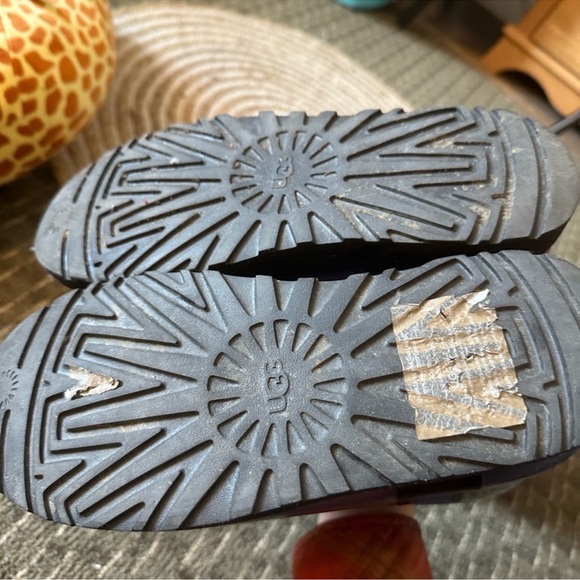 Purple waterproof uggs - Picture 5 of 5